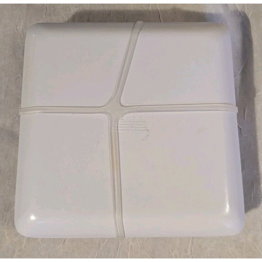 NWT Sigrid Olsen 8 Plates Appetizer Oyster Square Melamine Aw Shucks Nautical 6" - Picture 5 of 11